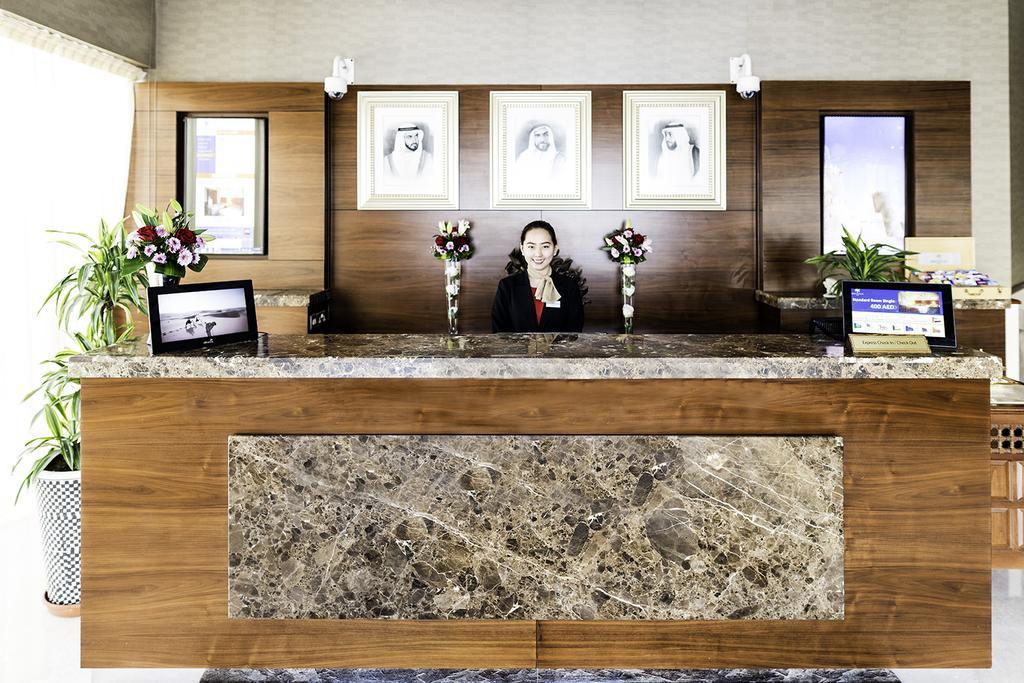 Emirates Plaza Hotel Абу-Даби Экстерьер фото
