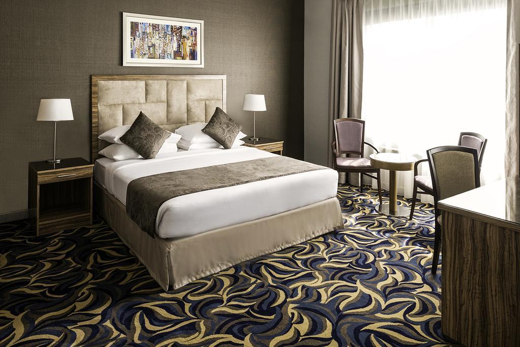 Emirates Plaza Hotel Абу-Даби Экстерьер фото